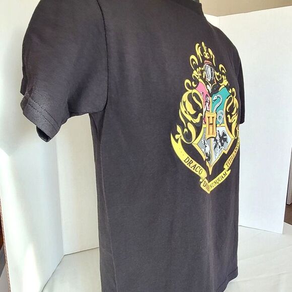 Harry Potter Hogwarts Crest Youth T-Shirt - Size Medium Unisex - Black - Picture 5 of 9